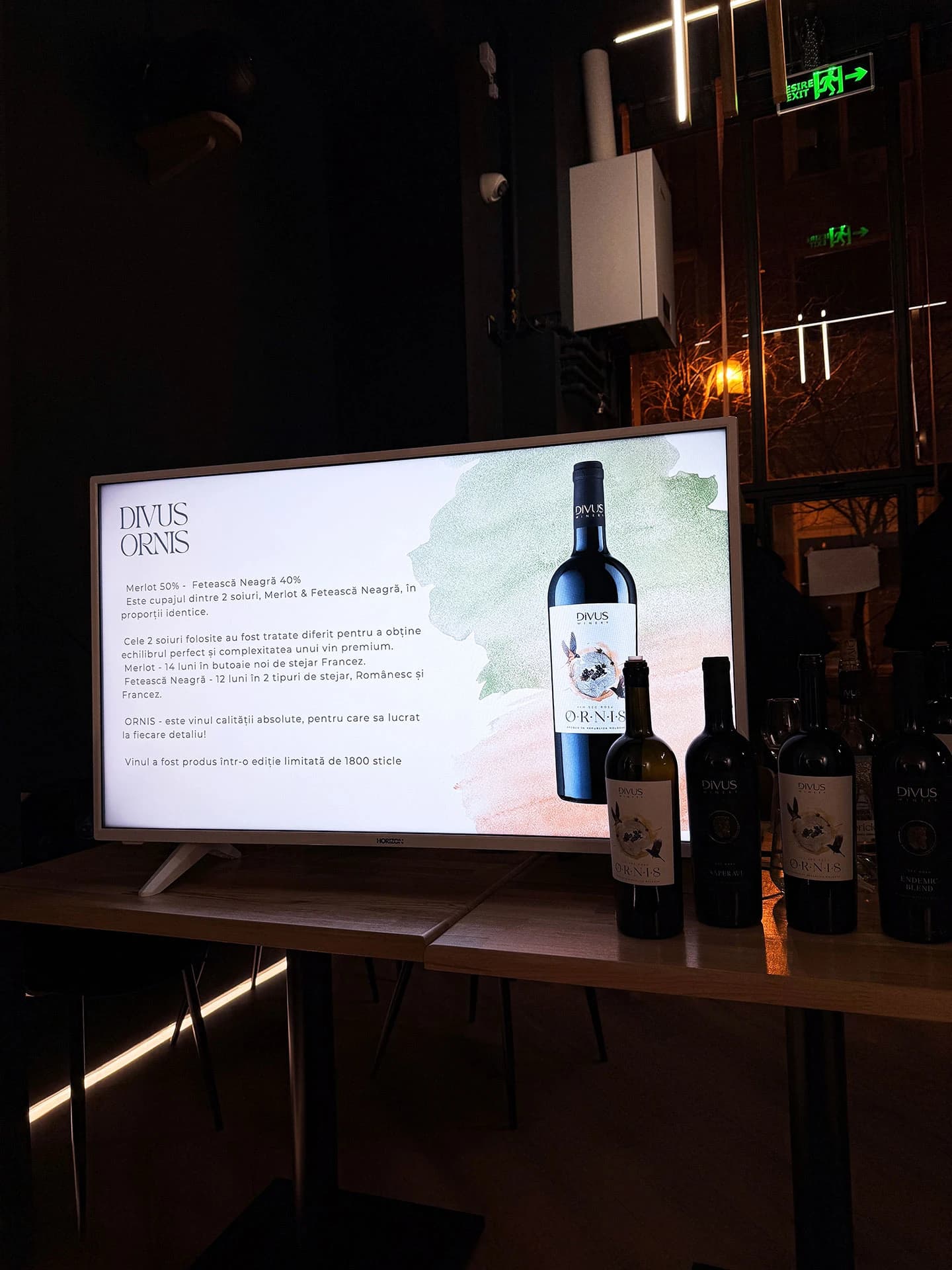 https://cdn.ascentwine.ro/image/resizedwebp/catalog/evenimente/eveniment-divus/ascent_wine_bistro_eveniment_05-1440x1920.webp